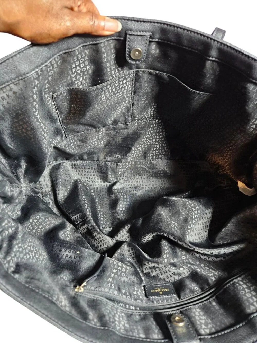 Kate Spade New York Black Saffiano Cowhide Leather Ari Laurel Tote Shoulder Bag
